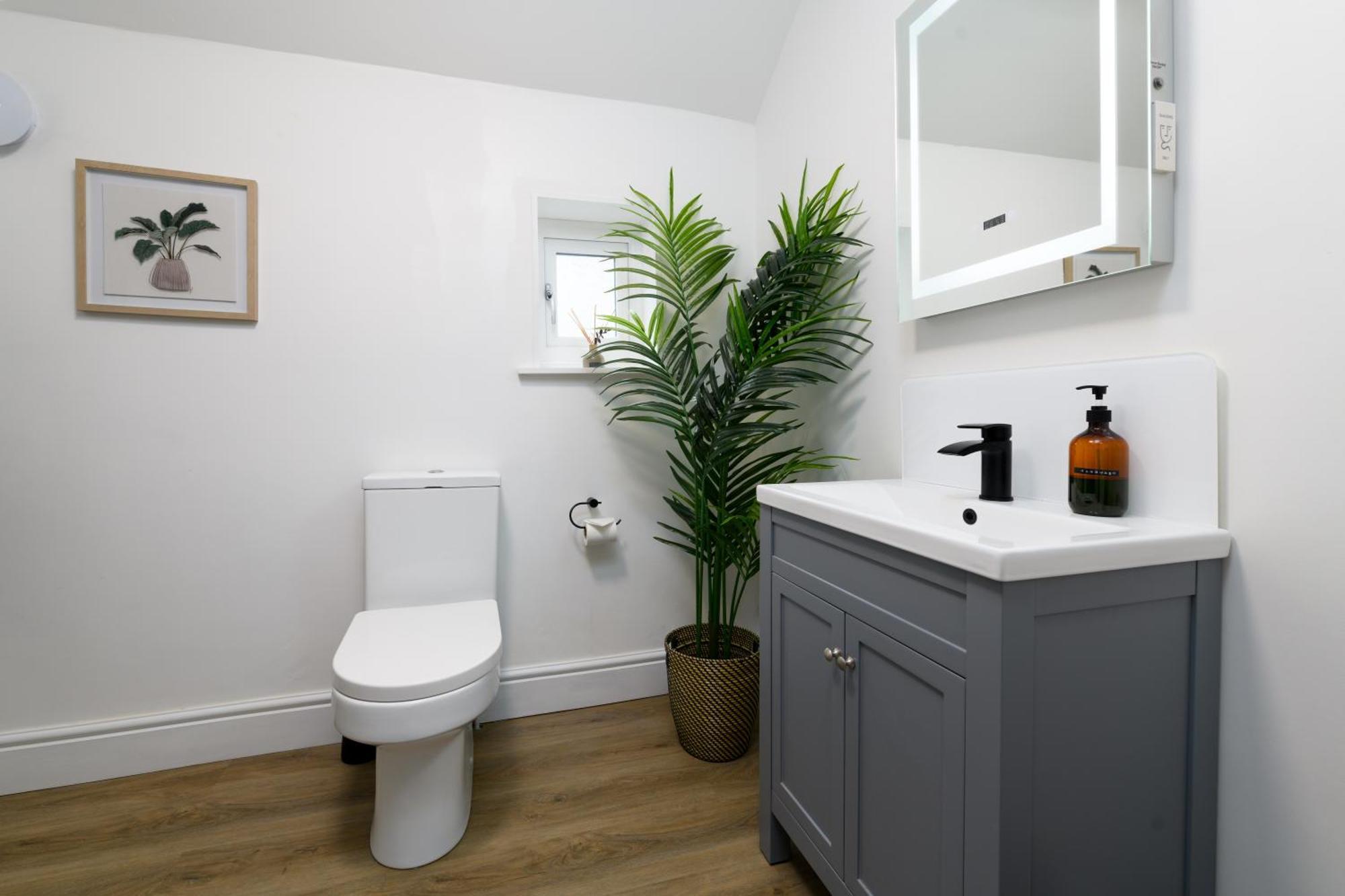 Cosy 3 Bedroom Apartment *